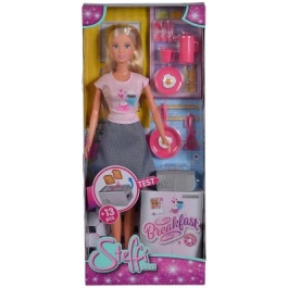 Papusa Steffi serveste micul dejun, Steffi Love